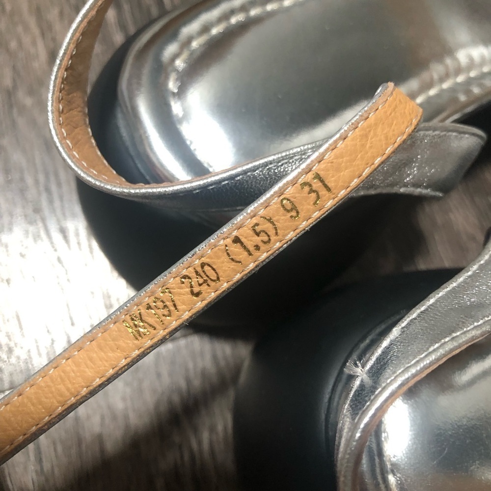 Silver Metallic Chunky Platform Heels Ankle Strap Sandals Size 7.5 - Picture 6 of 7